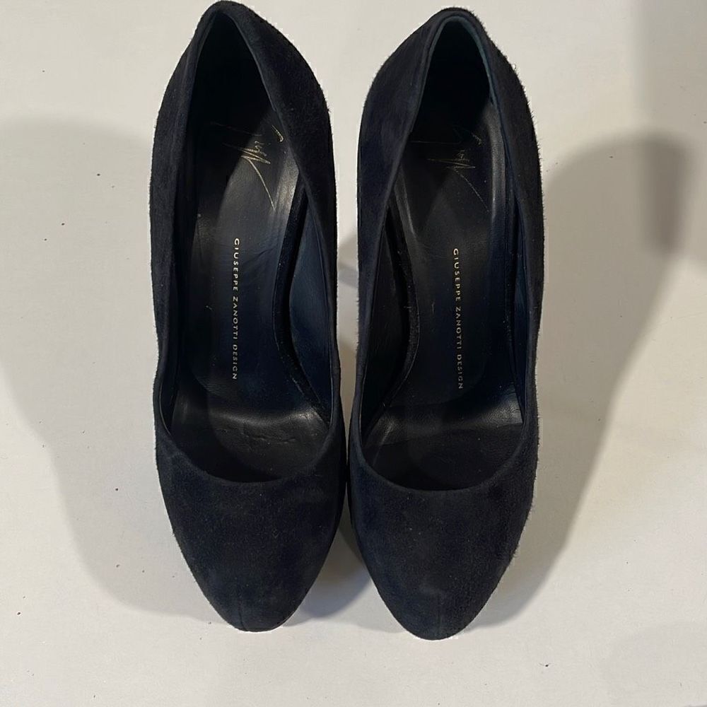 Giuseppe Zanotti Black Suede Pumps Size 38.5 - Picture 7 of 9